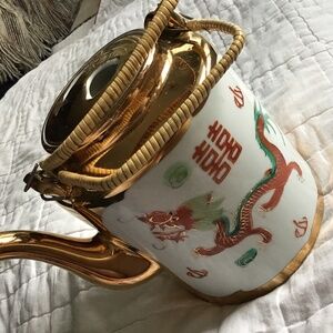 ASIAN STYLE GOLD GILDED DRAGON TEAPOT
